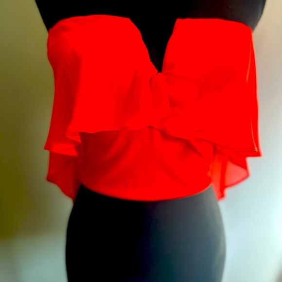 Strapless Ruffle Chiffon Crop Top - Picture 2 of 4